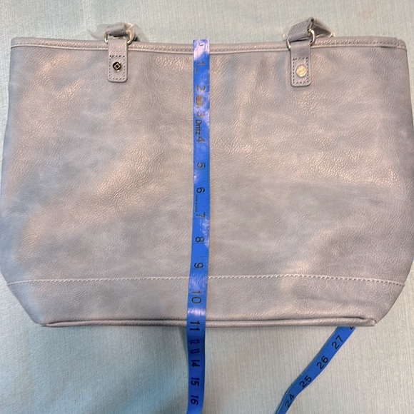 Thirty-One shoulder bag, zipper pouch, and coin purse - Picture 2 of 16